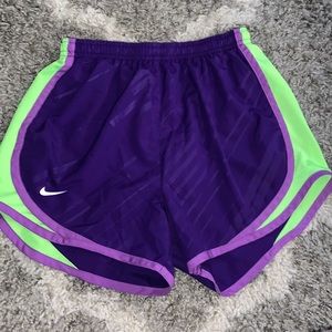 Nike Women's Tempo Dry Core 3'' Running Shorts